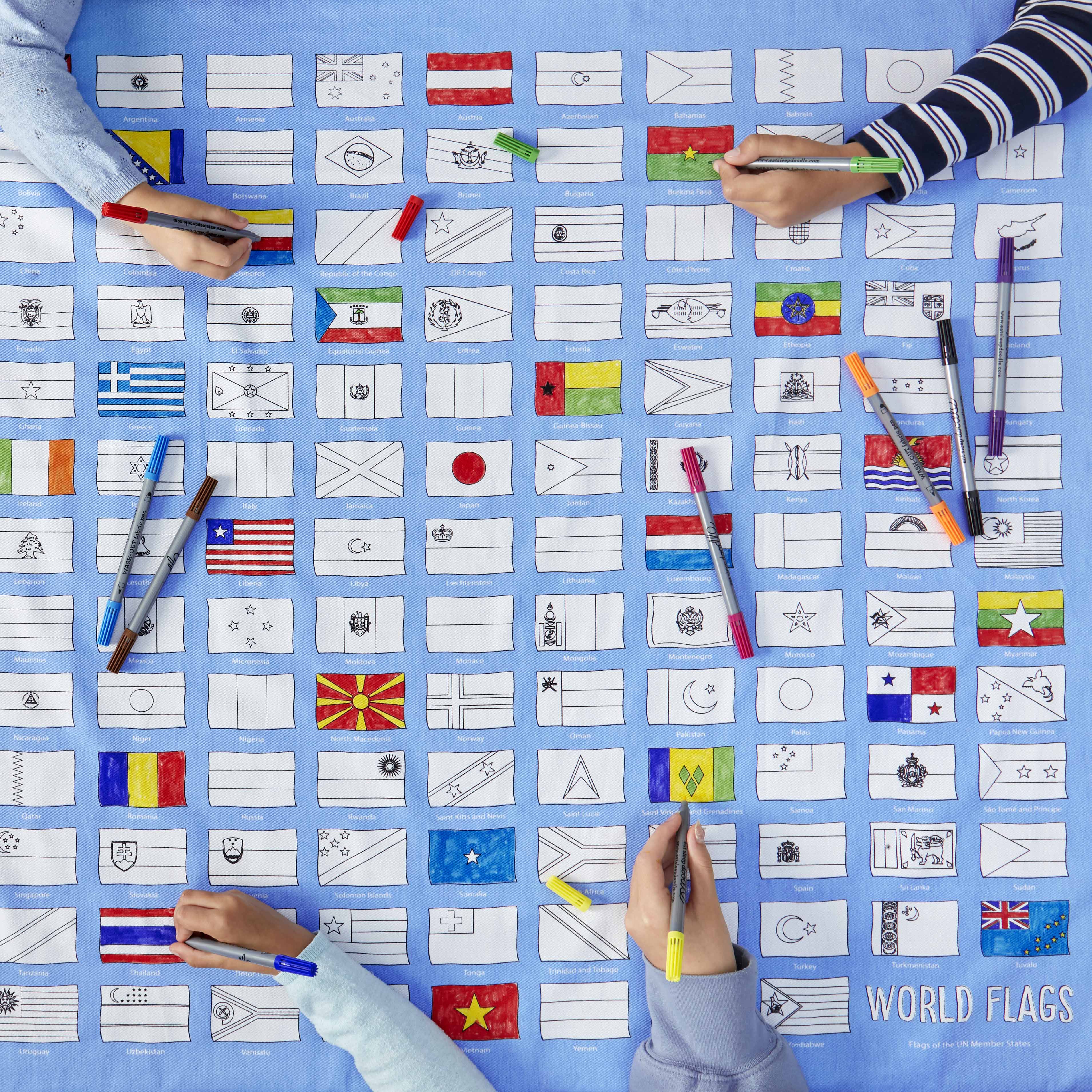 Kibakids - world flags tablecloth