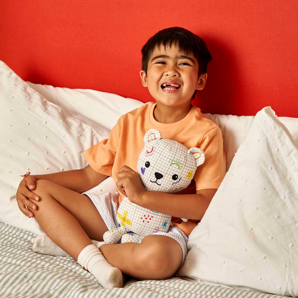 Kibakids - colour-in & doodle Artie Bear®