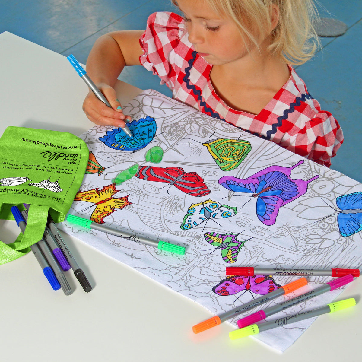 Kibakids - butterfly colour in gift bundle