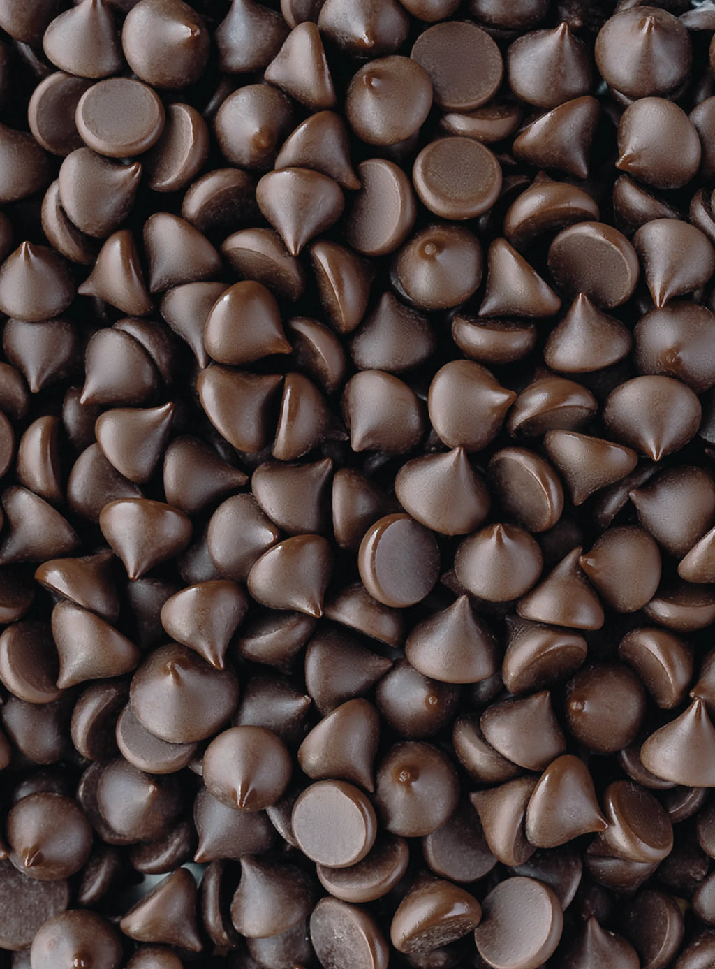Shavelo - Bulk Baking Chips (10 lbs) - 55% Cacao Organic Vegan Semi-Sweet Dark Chocolate Chips (1000 ct)