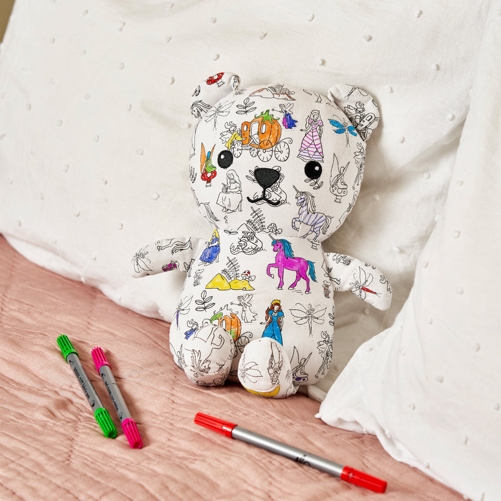 Kibakids - colour-in fairytale Artie Bear®