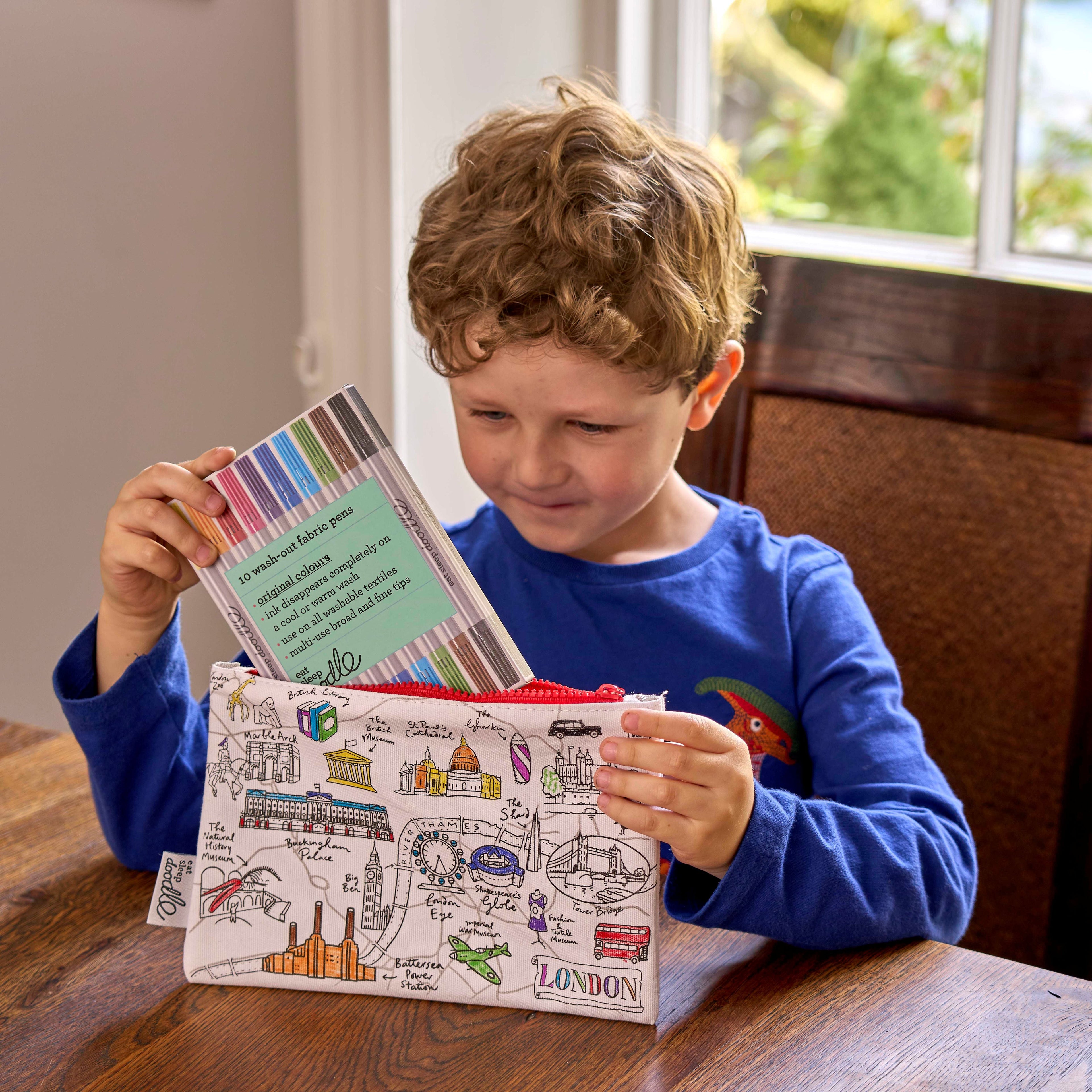 Kibakids - London pencil case