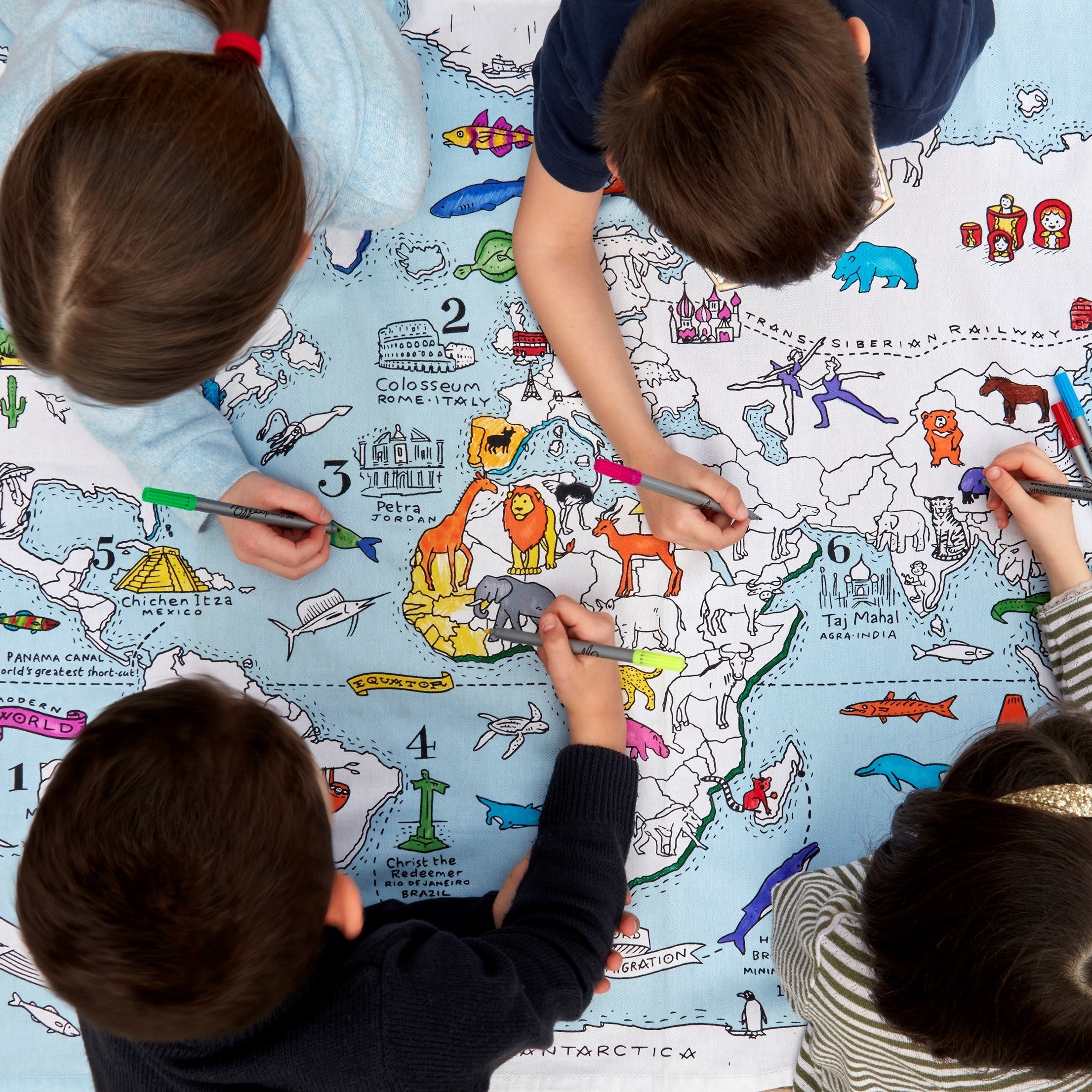 Kibakids - world map tablecloth