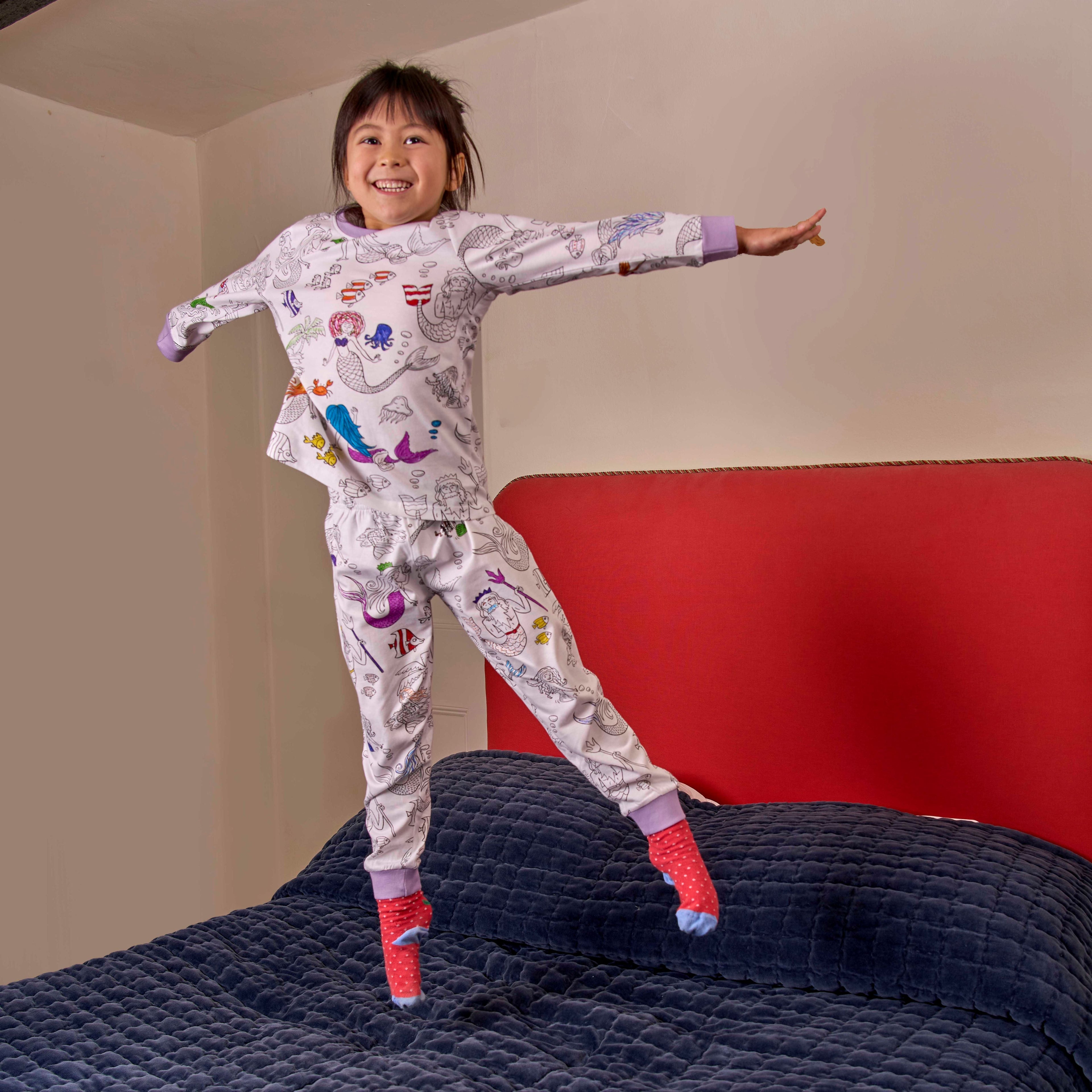 Kibakids - mermaid colour in pyjamas