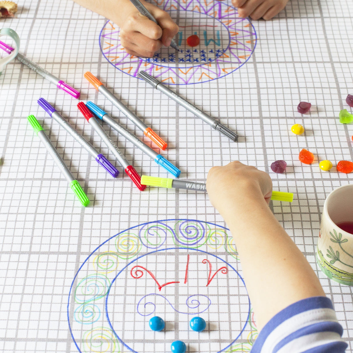 Kibakids - doodle grid tablecloth