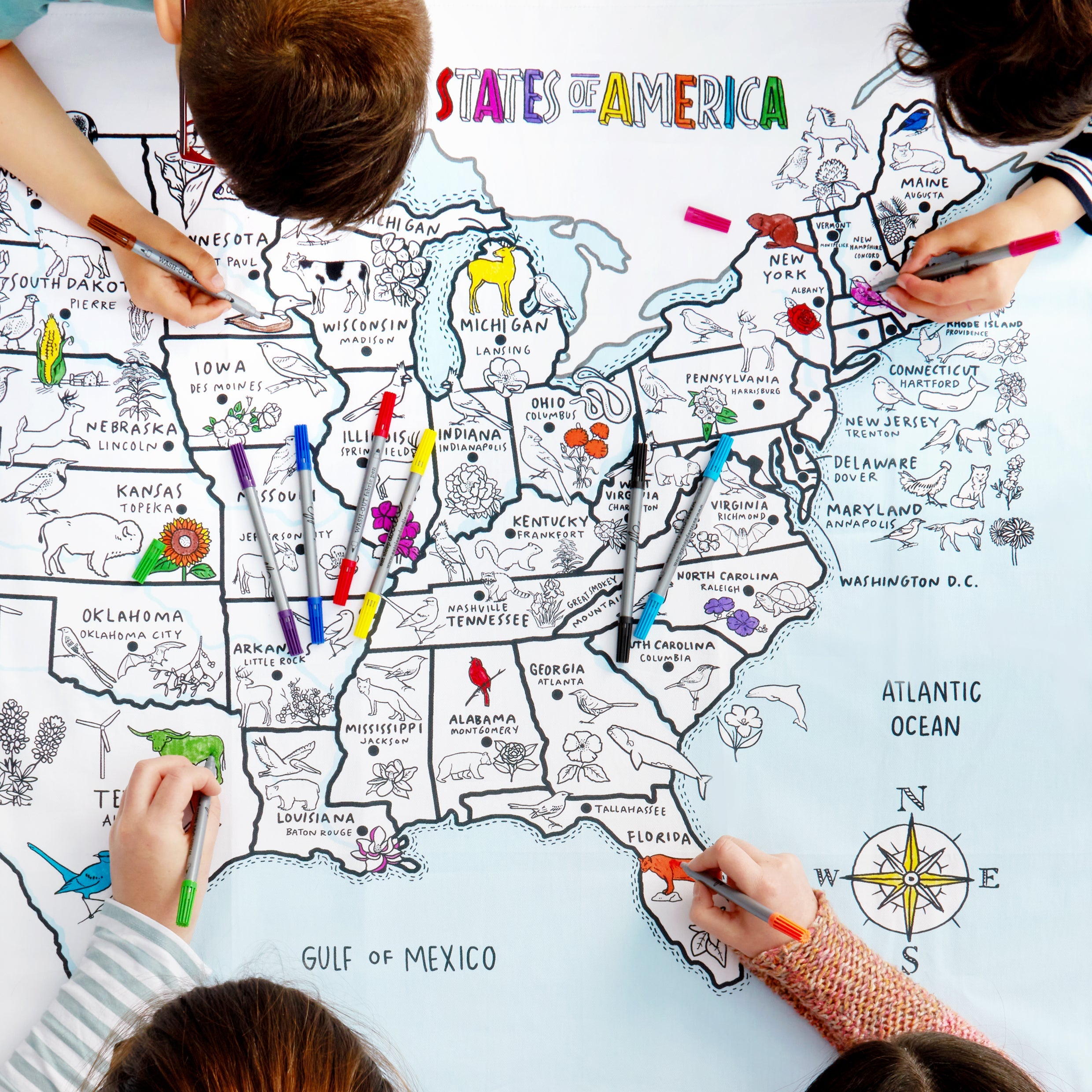 Kibakids - US map tablecloth