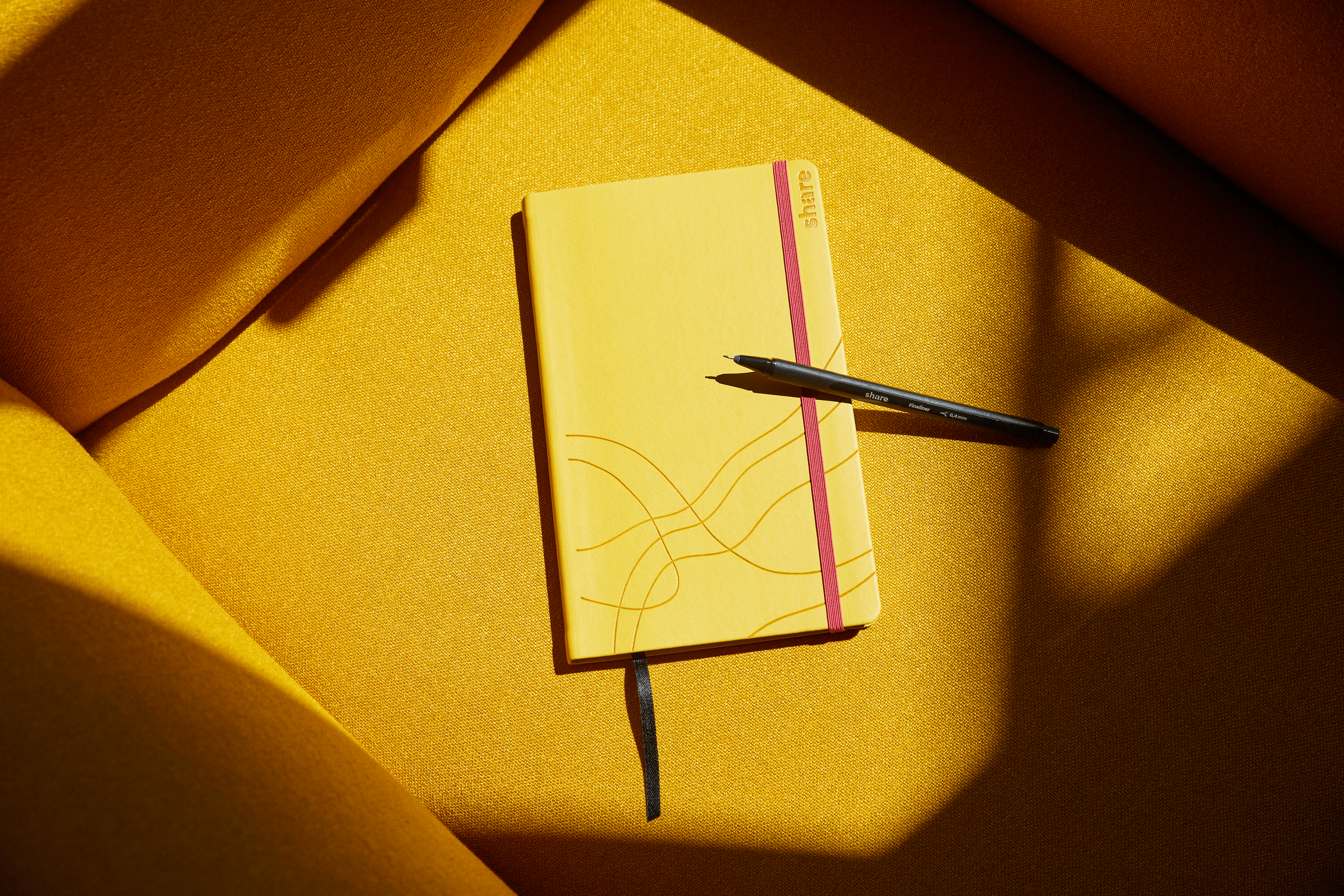 Carnet de notes A5 à points jaune